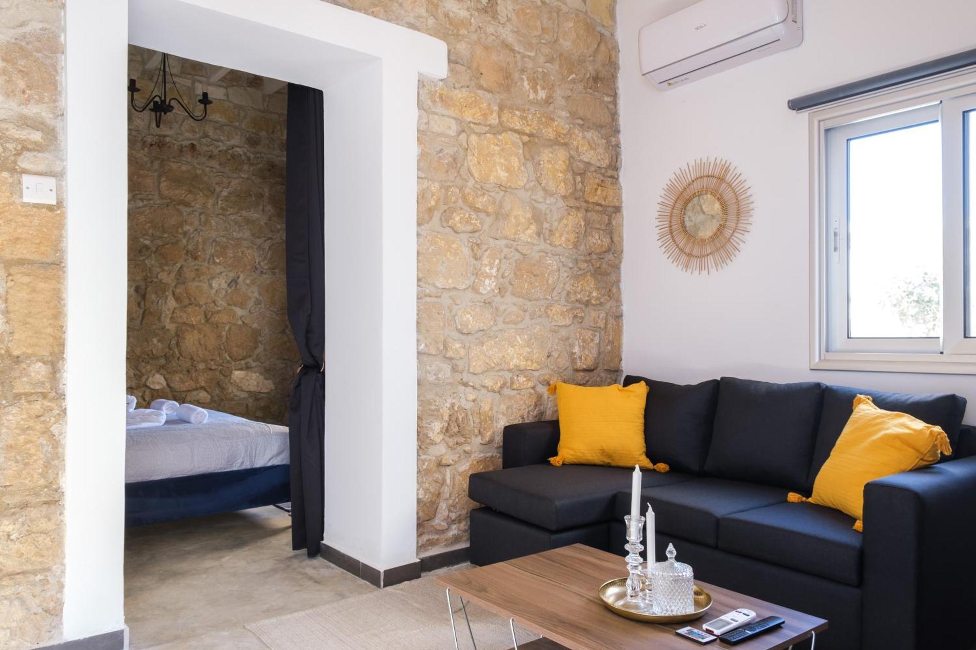 Royal Stay Luxury Homes بافوس الغرفة الصورة