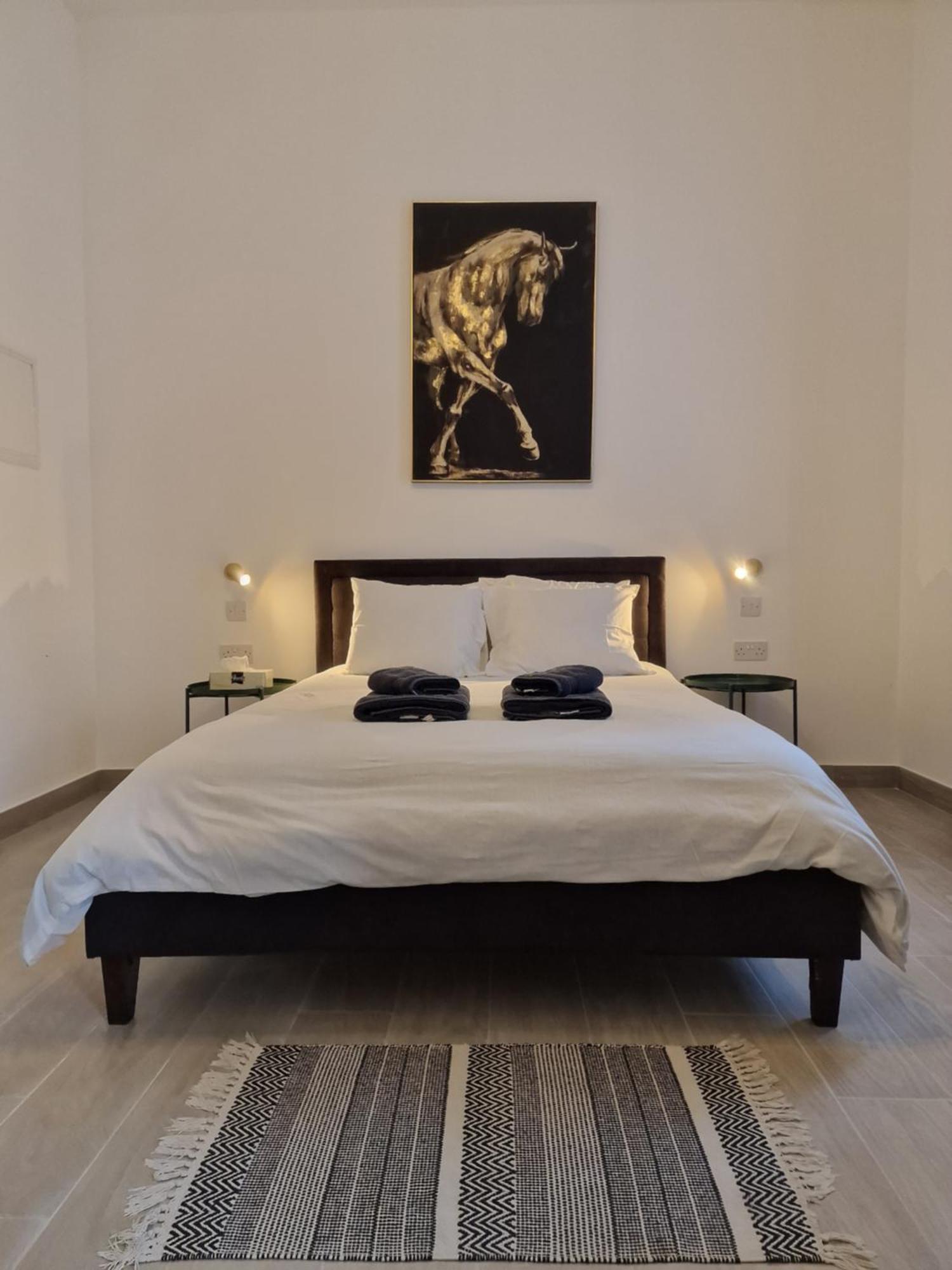 Royal Stay Luxury Homes بافوس الغرفة الصورة